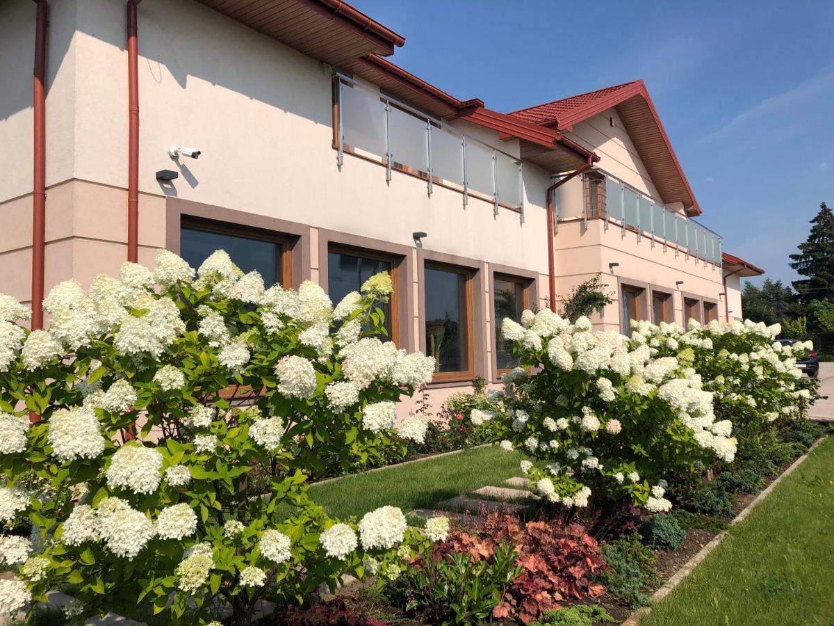 Medical Spa Kwiatowa Leczyca Exterior foto