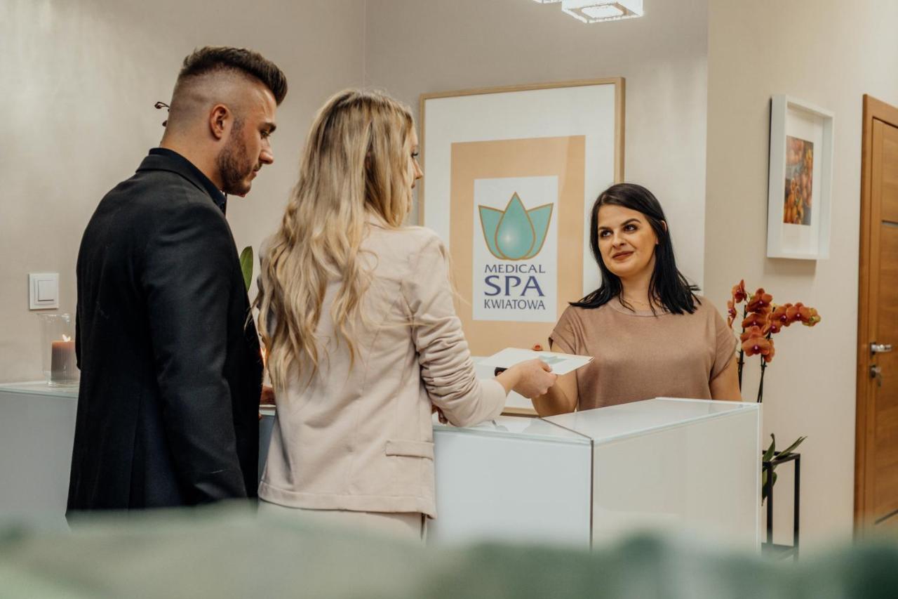 Medical Spa Kwiatowa Leczyca Exterior foto