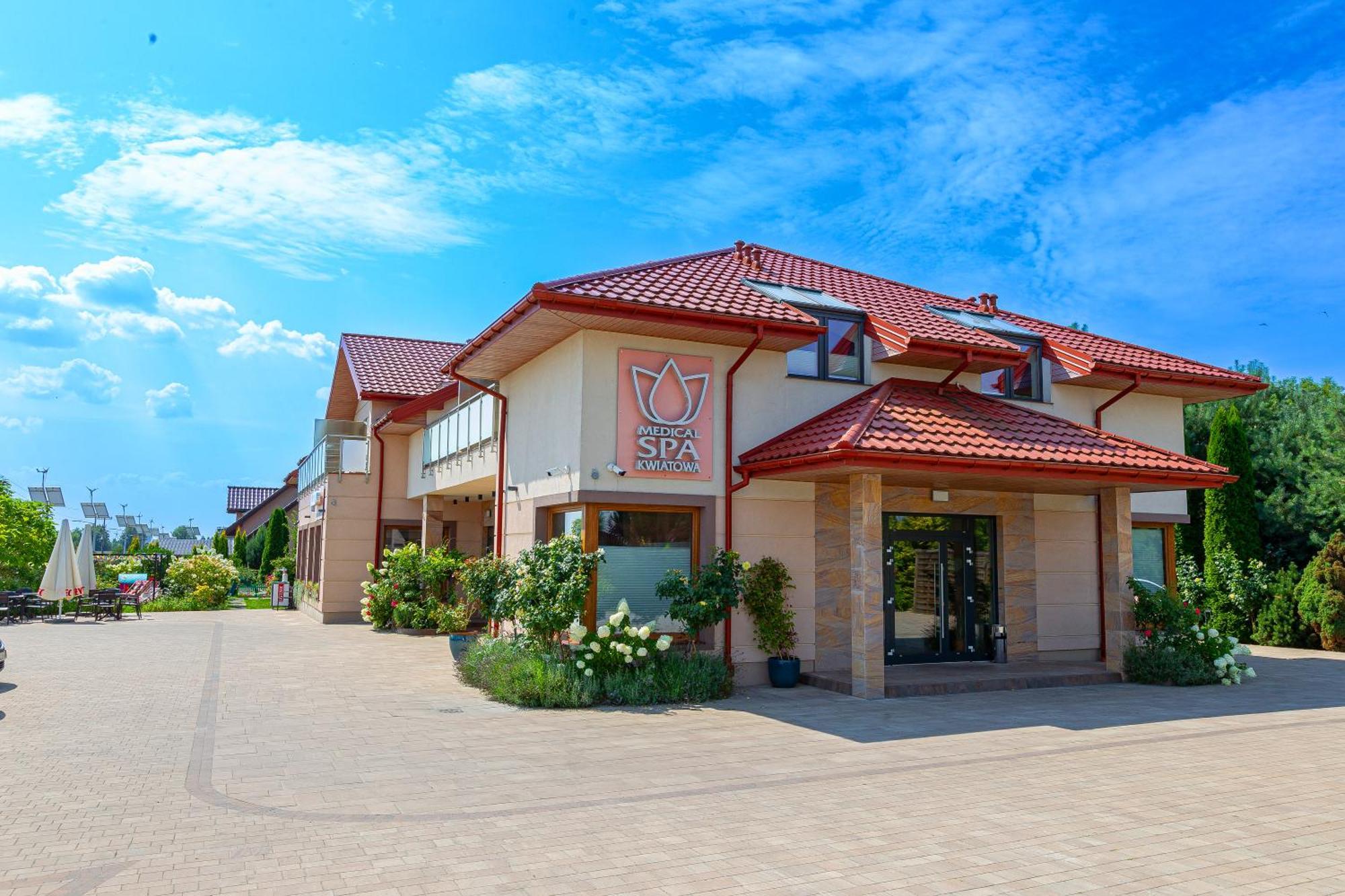 Medical Spa Kwiatowa Leczyca Exterior foto